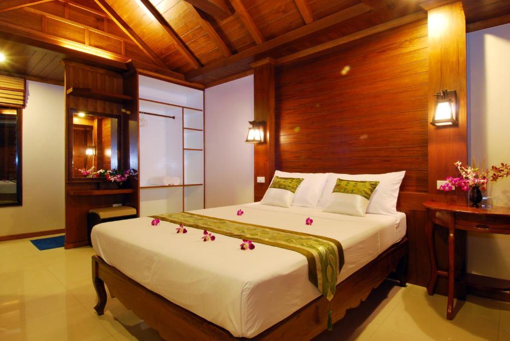 Baan Pakgasri Hideaway Hotel Koh Lanta Exterior photo